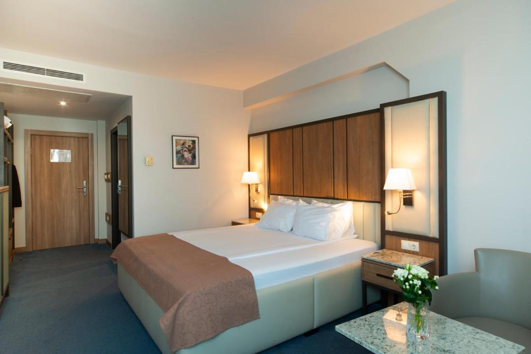 סופיה Legends Hotel מראה חיצוני תמונה
